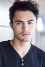 Darren Barnet Film ve Dizileri