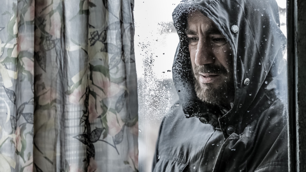 Azim'in Annesi Rona izle